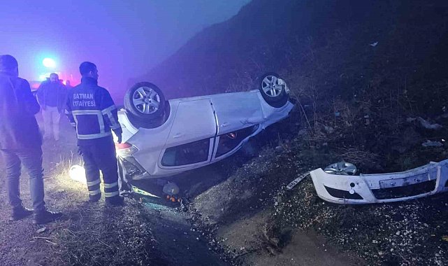 Batman'da kontrolden çıkan otomobil takla attı: 5 yaralı