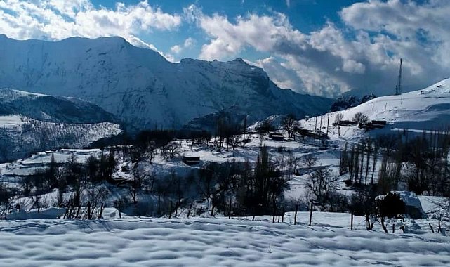 Beytüşşebap'ta kar, kartpostallık görüntüler oluşturdu