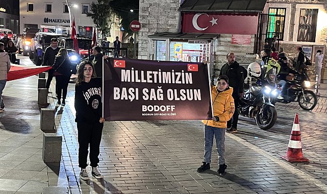 Bodrum'da şehitler düzenlenen konvoyla anıldı