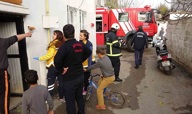 Çamaşır makinesinden çıkan yangın korkuttu