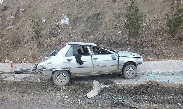 Çankırı'da takla atan otomobildeki 2 kişi yaralandı