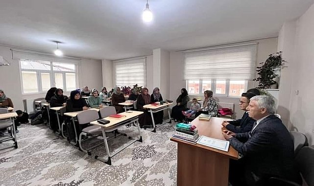 Çermik Kaymakamı Yılmaz, Kur'an kursu öğrenci ve hocalarıyla bir araya geldi
