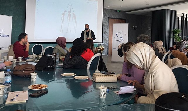 Çınar Akademi öğretmenleri, eğitimlerle hem kendilerine hem öğrencilere katkı sunuyor