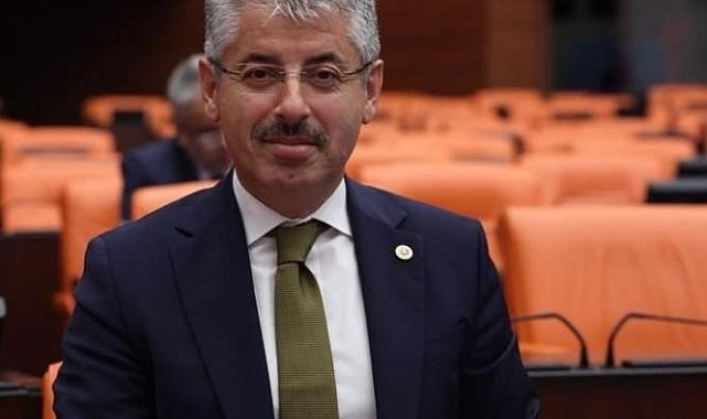 Çopuroğlu'ndan "Yüzyılın Dönüşümü; İstanbul" Programı yorumu