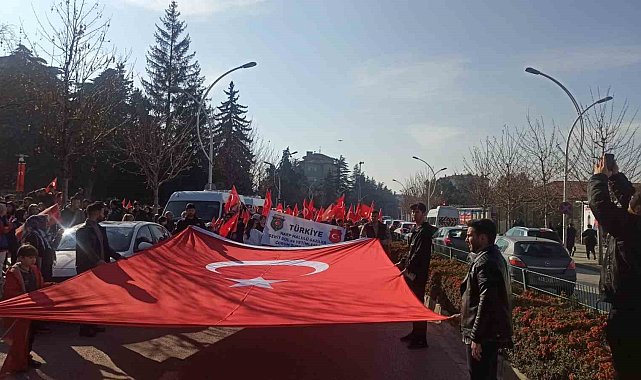 Çorum'da "şehitlere saygı" yürüyüşü düzenlendi
