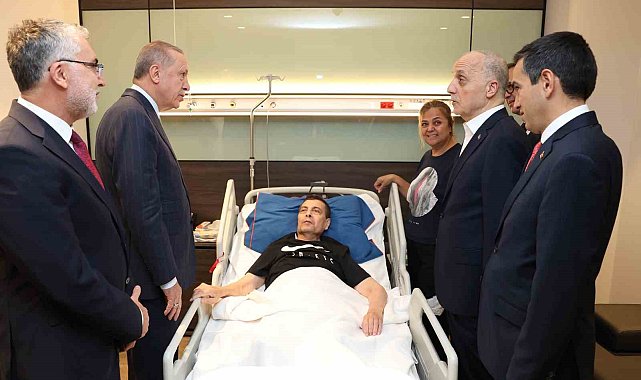 Cumhurbaşkanı Erdoğan, Türk Metal Sendikası Başkanı Kavlak ve AK Partili Özcan'ı hastanede ziyaret etti