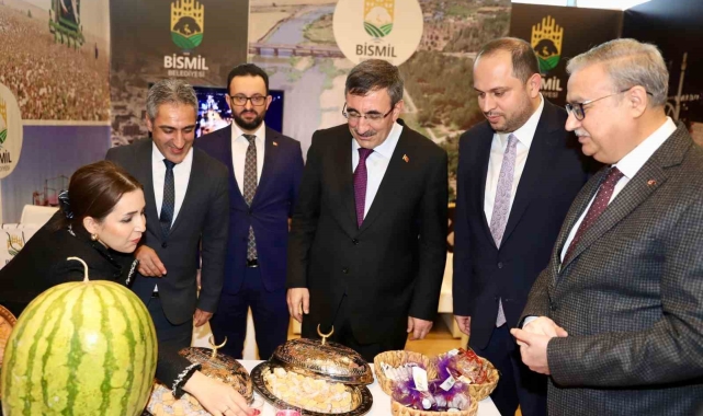 Cumhurbaşkanı Yardımcısı Yılmaz Diyarbakır Tanıtım Günleri'ni ziyaret etti