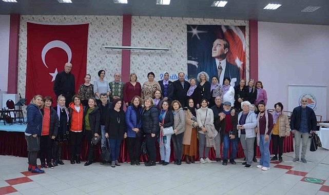 Cumhuriyetin 100. Yılında Kadının Toplumdaki Yeri paneli Gömeç'ta yapıldı