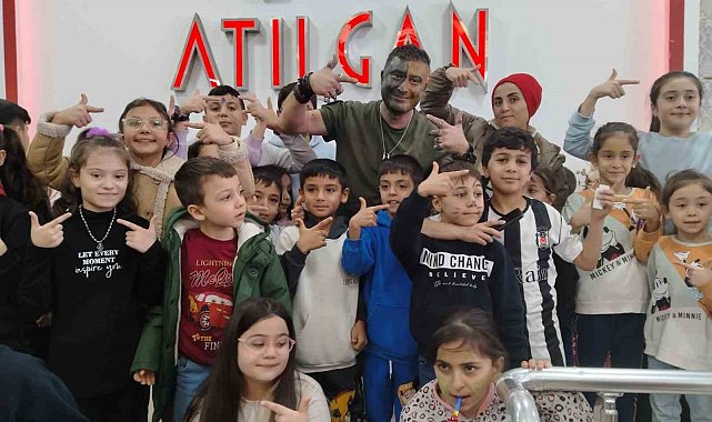 Dernekler bir araya geldi çocuklar doyasıya eğlendi.