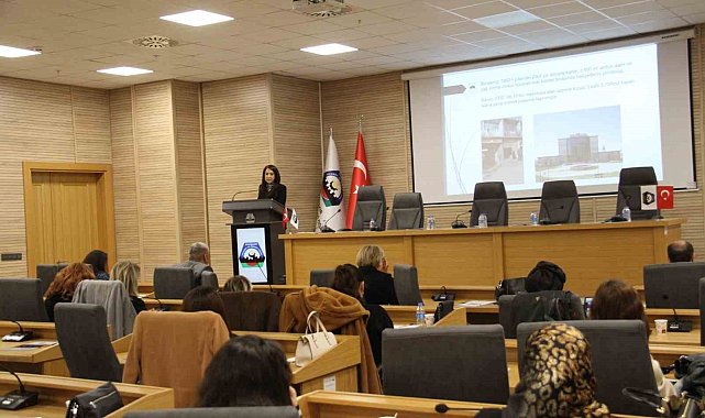 Diyarbakır'da kadın ve genç girişimlere oryantasyon eğitimi