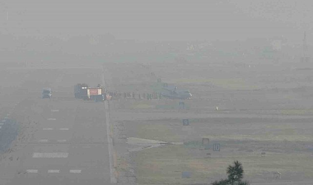 Diyarbakır'da özel jet pistten çıktı, uçaklar çevre illere yönlendirildi