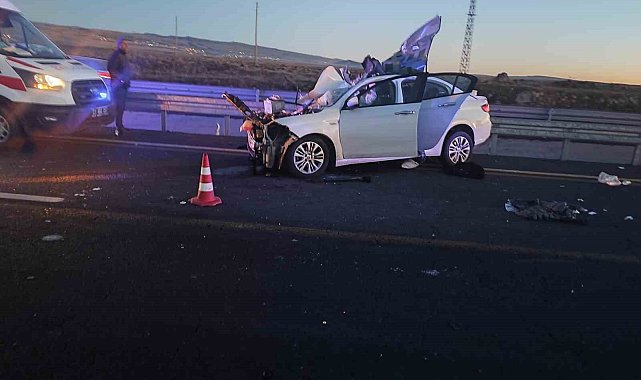 Diyarbakır'da taziye dönüşü feci kaza: 3 ölü, 4 yaralı