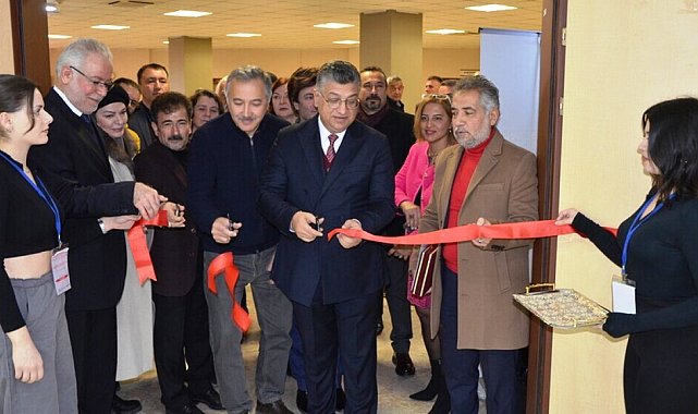 DPÜ'deki Uluslararası Etkileşimli Sanat Çalıştayı açılan sergiyle sona erdi
