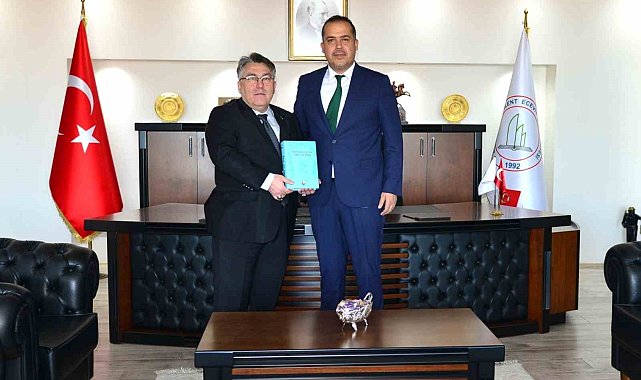 Dr. Ülger'den Rektör Özölçer'e ziyaret