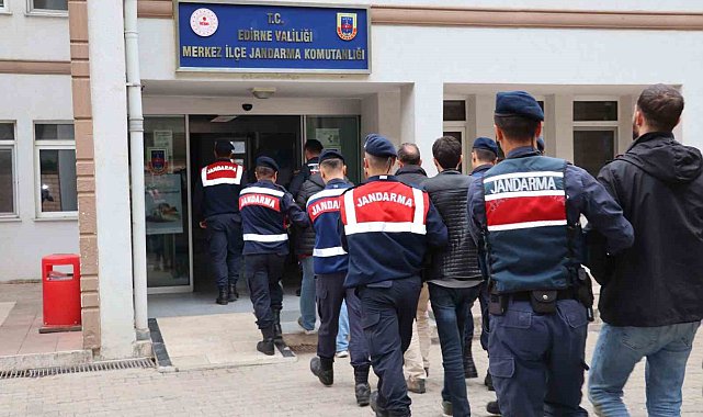 Edirne'de 1 PKK ve 7 FETÖ şüphelisi yakalandı