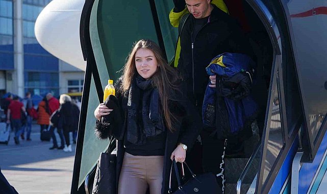 Erciyes Kayak Merkezi'ne sezonun ilk charter seferi Çekya Cumhuriyeti'nden
