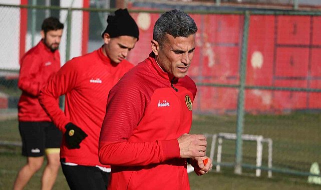 Eskişehirspor Çilimli Belediyespor maçı hazırlıklarına altyapı antrenörü eşliğinde başladı