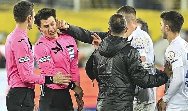 Futbola atılan yumruğa eski hakemlerden tepki: TFF ve MHK görevden alınmalı