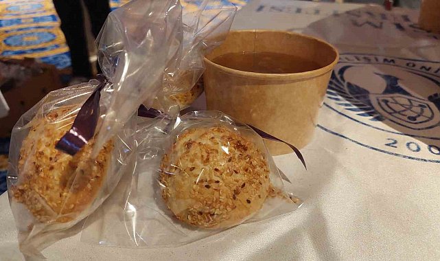 Gastronomi öğrencileri 100 yıllık Cumhuriyet kahramanları anısına seferberlik çöreği yaptı