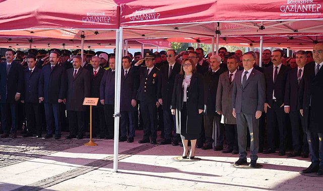Gaziantep'in düşman işgalinden kurtuluşunun 102. yıl dönümü coşkuyla kutlandı
