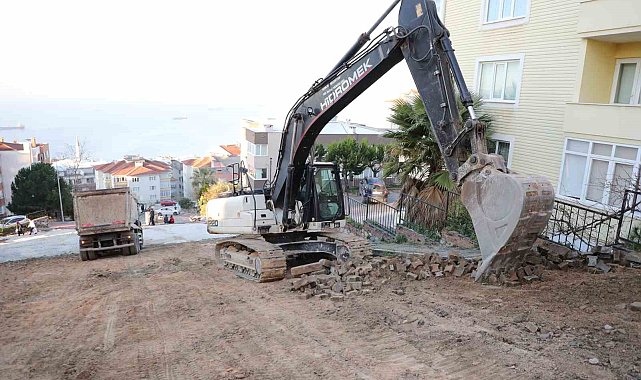 Gemlik'te dört koldan yol atağı