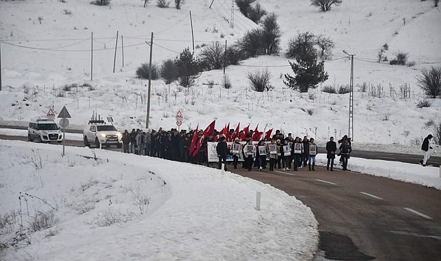 Giresun'da şehitler için yürüyüş yapıldı