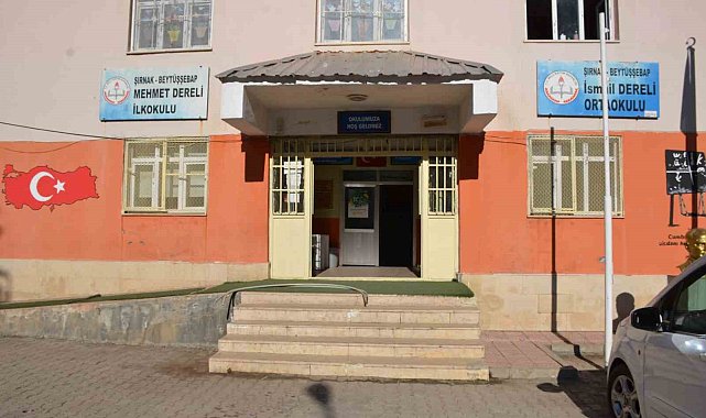 Görme engelli çocuk aldığı eğitimle zoru başardı