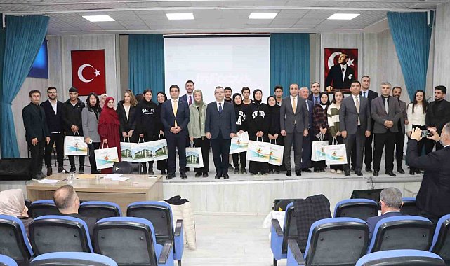 Hakkari'de bilgi yarışması