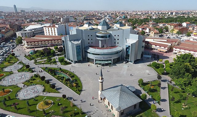 Hasan Kılca: "Her haneye dokunabilmek için elimizden gelen gayreti gösteriyoruz"