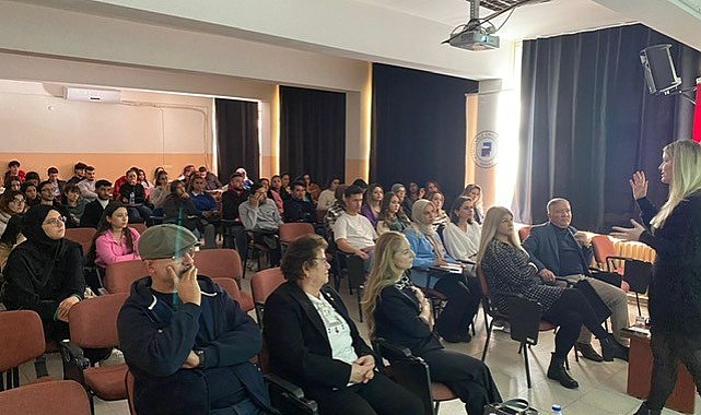 Honaz MYO'da kadına şiddet konferansı