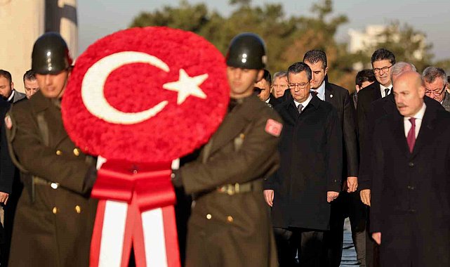 İkinci Cumhurbaşkanı İsmet İnönü, ölümünün 50. yılında mezarı başında anıldı