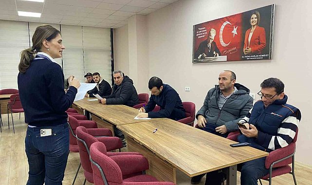 İzmit Belediyesi iş arayan vatandaşlara umut olmaya devam ediyor