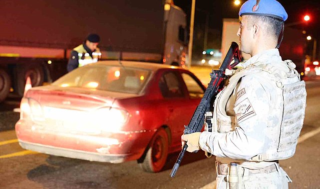 Jandarma, komando timleriyle uygulamada