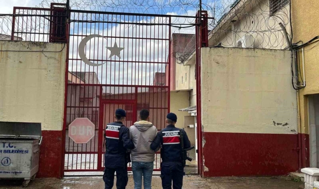 Jandarmadan eşzamanlı operasyon: 23 yakalama