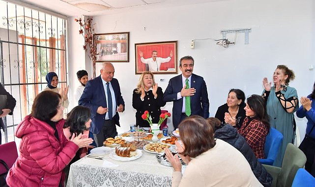 Kadınlardan Soner Çetin'e hizmet teşekkürü