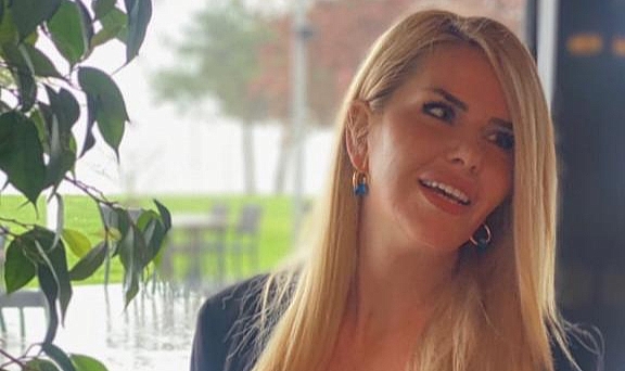 Esra Erdoğan İle Öyle Güçlen ki  Kendini Yeniden Tanı