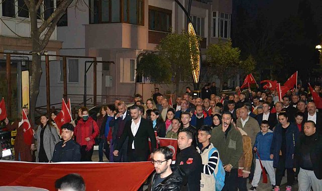 Keşan'da "Şehitlere Saygı ve Teröre Lanet Yürüyüşü" yapıldı