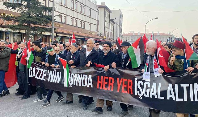 Konya'da "Şehitlere Dua, Gazze'ye Destek" yürüyüşü