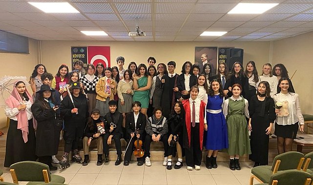 Köyceğiz Fen Lisesi'nde roman kahramanları buluştu