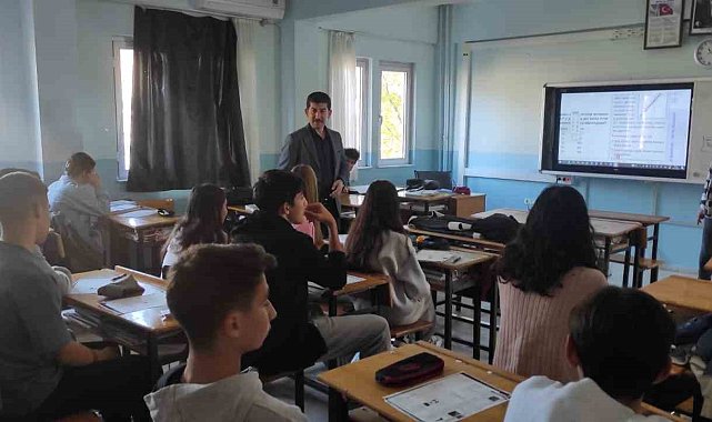 Köyceğiz'de destekleme ve yetiştirme kursu devam ediyor