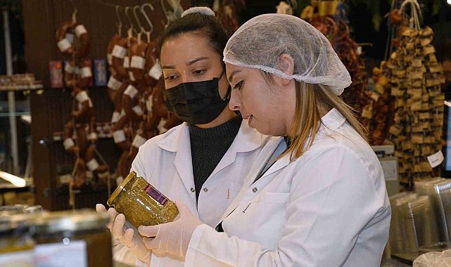 Kuşadası Belediyesi yılbaşı öncesinde hijyen denetimlerini sıklaştırdı