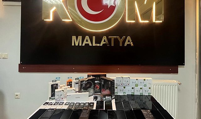 Malatya'da çok sayıda kaçak cep telefonu ele geçirildi
