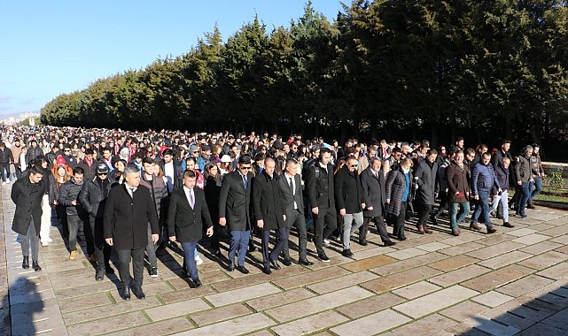 Manisalı gençlerden duygu dolu ziyaret