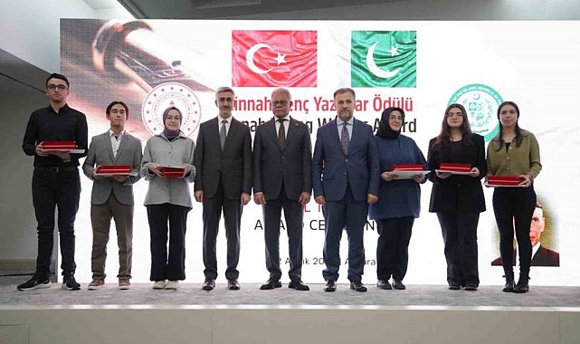 Mehmet Akif Ersoy'u Anma Haftası'nda İzmir'den gururlandıran başarı