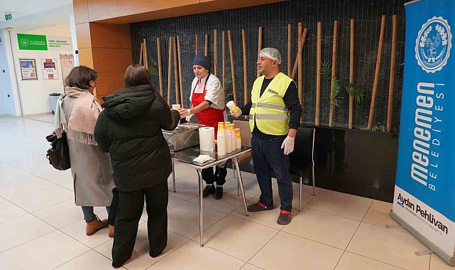 Menemen Belediyesinden üniversite öğrencilerine sıcak çorba
