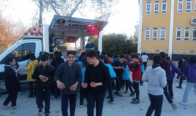 Milaslı vatandaş şehitler için lokma hayrı yaptı