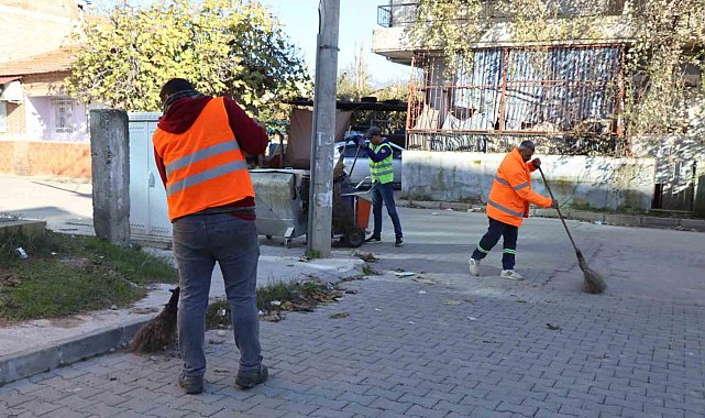 Nazilli Belediyesi Temizli İşleri Müdürlüğü çalışmalarını sürdürüyor