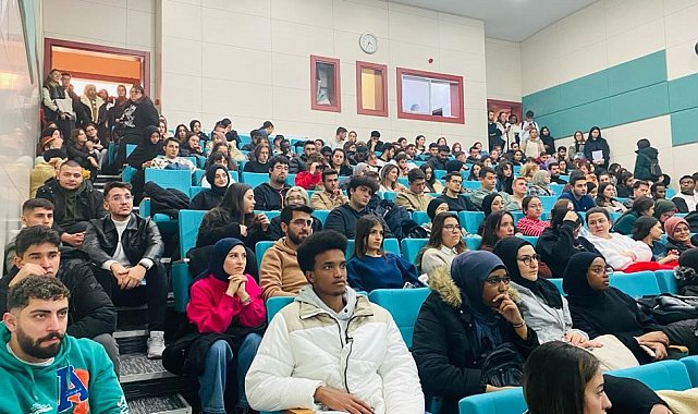 Niğde'de öğrenciler için Erasmus+ Değişim Programı bilgilendirmesi