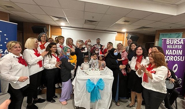 Nilüfer Kadın Korosu'ndan moral konseri