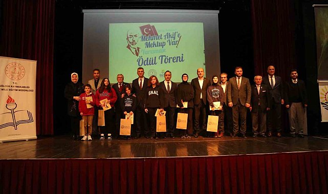 Öğrencilerden Mehmet Akif Ersoy'a mektup